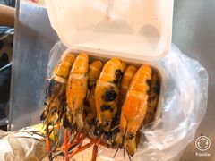 -席娜卡琳火车铁道夜市