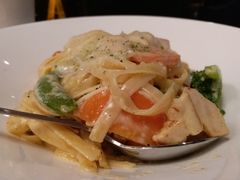 -澳美客(铜锣湾翡翠明珠广场店)