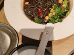 -耶里夏丽·新疆菜·28年喀什老馆(田林东路店)
