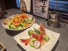 -铭牛烧肉·和牛海鲜自助(高新月牙湖店)