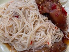 中辣辛辣猪蹄-贤花饭店(城阳店)