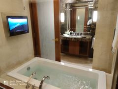 -汕尾巴黎半岛酒店