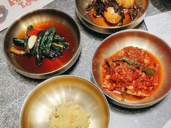 -草家酱蟹炭火烤肉店(珲春南路二店)