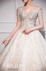 -Lady  Jane高端婚纱礼服馆