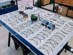 -三叶眼镜城·好视力眼镜店