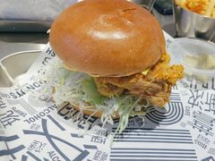 -TRIPS BURGER(大钟寺店)