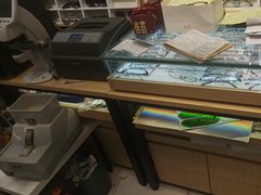 -沫芮眼镜·蔡司官方授权店(人民广场店)