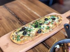 黑松露培根杂菌奶酪鞋垫薄饼-娜娜家•Nana’Garden (福州道店)