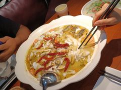 -鱼亨小鲜酸菜鱼(大信店)