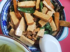 -郭巨人农家食堂(南部商务区店)