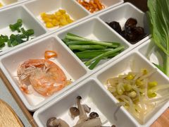 云南过桥米线-云海肴·汽锅鸡·云南菜(天山百盛优客店)