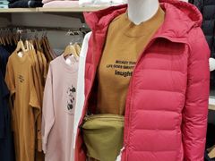 -优衣库(南京建邺万达广场店)