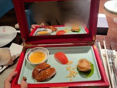 -江上荟·创意中国菜(绿地缤纷城店)
