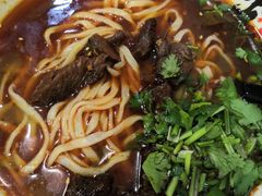 -牛吃草牛肉面牛杂面(桐城路店)