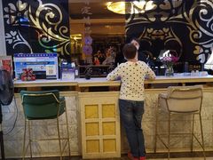 -肯定精品酒店(南京龙江地铁站省妇幼保健院南门店)