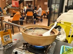 -蚝美人·生蚝海鲜烧烤(茶花园店)