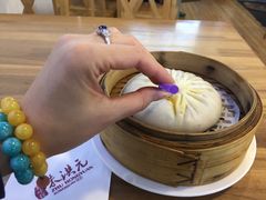 蟹粉汤包-朱洪元苏式面馆(绿宝广场店)