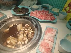 -季季红火锅(柳州城中万达二店)
