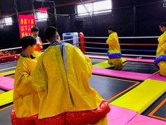 -嘿哟动霸CHUA·新潮玩运动娱乐中心·蹦床滑冰团建乐园