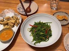 -山茶云南菜(永安里店)