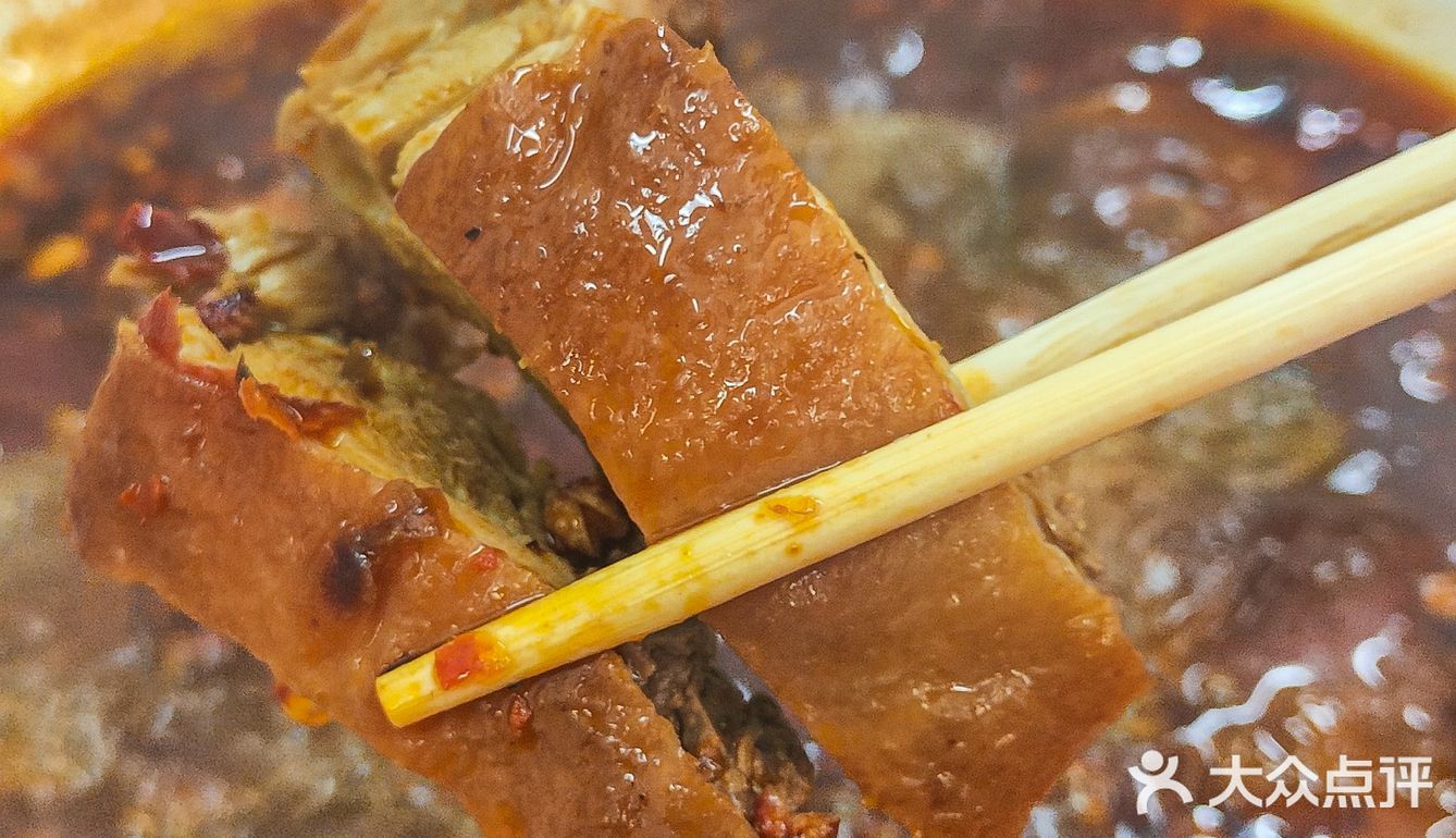 盘盘麻辣烫和冒烤鸭的双重快乐 
