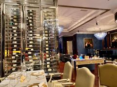 -龙虾酒吧扒房(宁波香格里拉店)