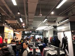 -NIKE上海青浦优选体验店