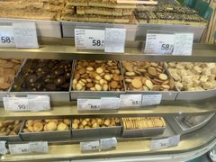 -哈氏上海哈尔滨食品厂(汇联商厦天钥桥路店)