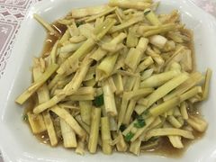 -天乐农家鱼头王(天目湖店)