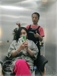-Tloml salon