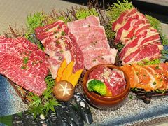 -山川小町·极番烧肉(新地假日广场店)