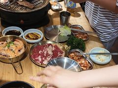 -汉城烤肉·黑金冠(华山路店)