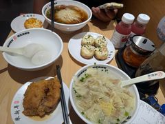 -朱新年·苏式汤团·面点(北寺塔店)