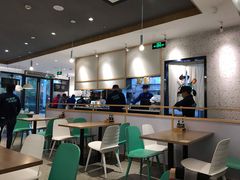-杨光辉麻辣烫(华侨城商业中心店)