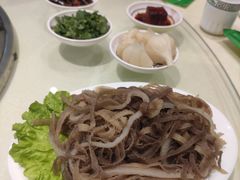 -穆隆斋清真大饭店(串窑街店)