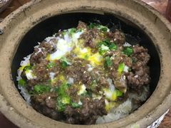 窝蛋牛肉煲仔饭-红星光发煲仔饭(大石街店)