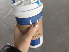 -瑞幸咖啡(小龙湾地铁站临街店)