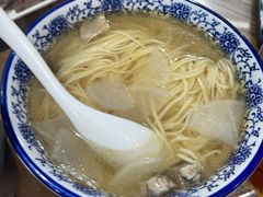 -陇上全荟兰州传统牛肉面(延吉路店)