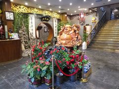 大堂-九花山烤鸭店