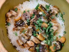 金牌黄鳝饭-红星光发煲仔饭(文海店)