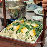 坐拥江景！在这吃饭太有氛围了