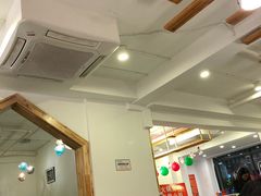 大堂-张大师鸭爪爪特色干锅(南湖店)