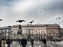 -文艺复兴百货(米兰大教堂广场店)