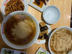 -朱鸿兴面馆(镇湖店)