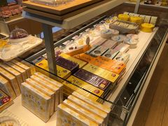 -好利来(八角店)