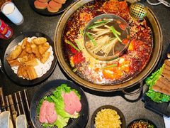 -渝涯重庆豆花老火锅(中赢国际店)