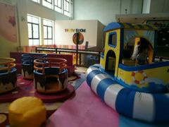 -蒙特利亲子乐园