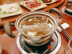 -周老三跷脚牛肉·全牛火锅(非遗传承店)