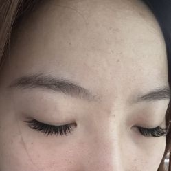 -花岐款式专研健康美甲沙龙