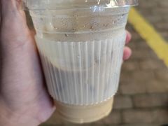 -本来不该有·鲜果咖啡(大梅沙店)